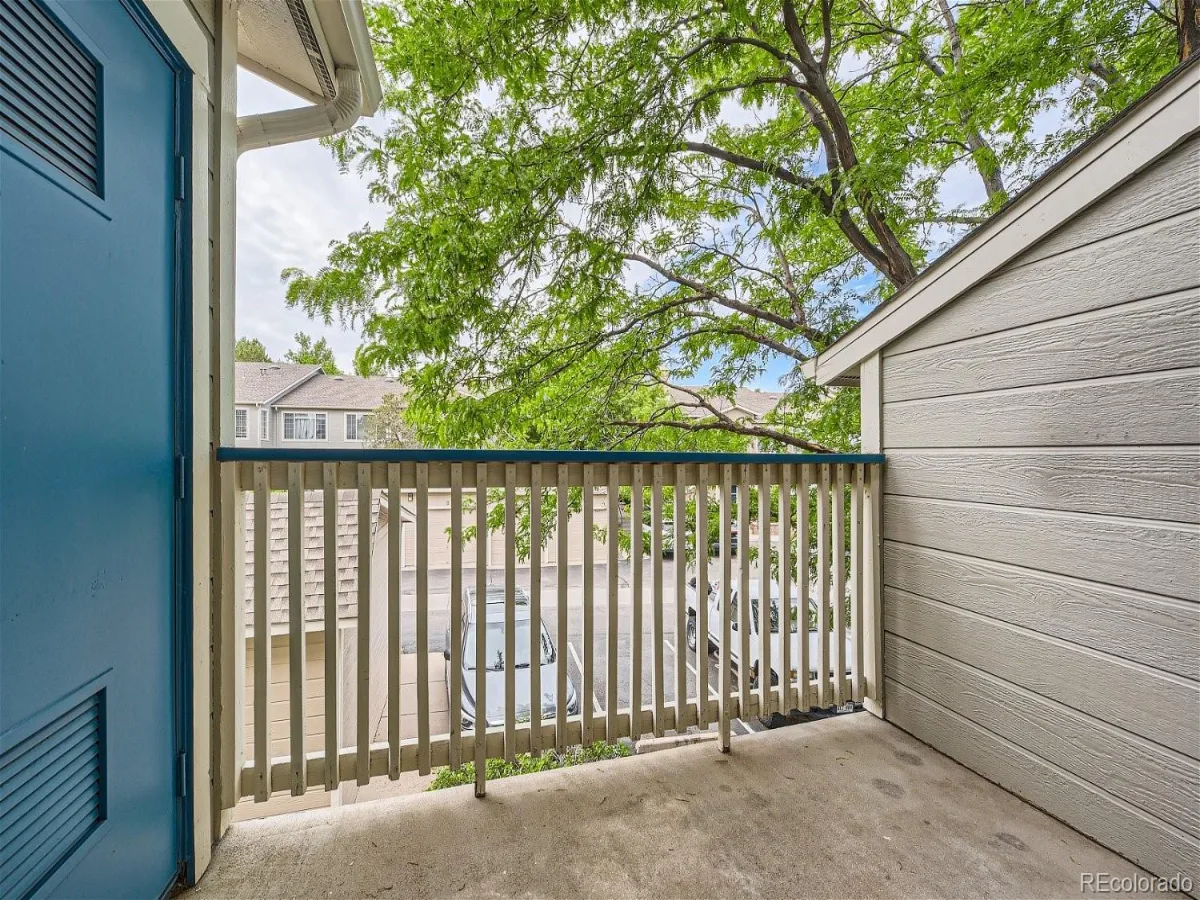 8469 Little Rock Way #201 Highlands Ranch CO 80126 | MLS #REC3232676 07062026180918 1200 16