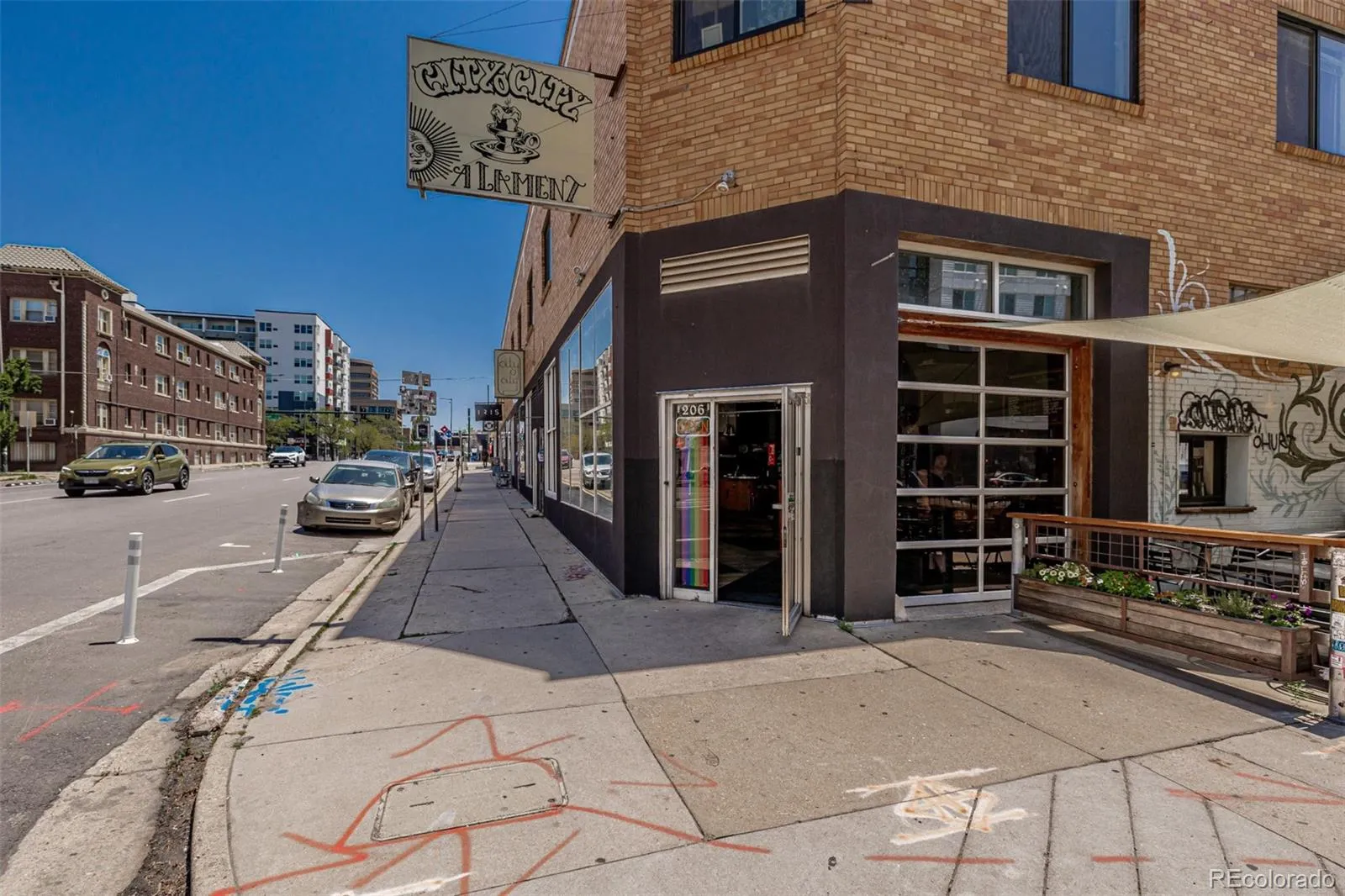 1390 N Emerson Street #101 Denver CO 80218 MLS #REC3234399 05022026161853 1600 23