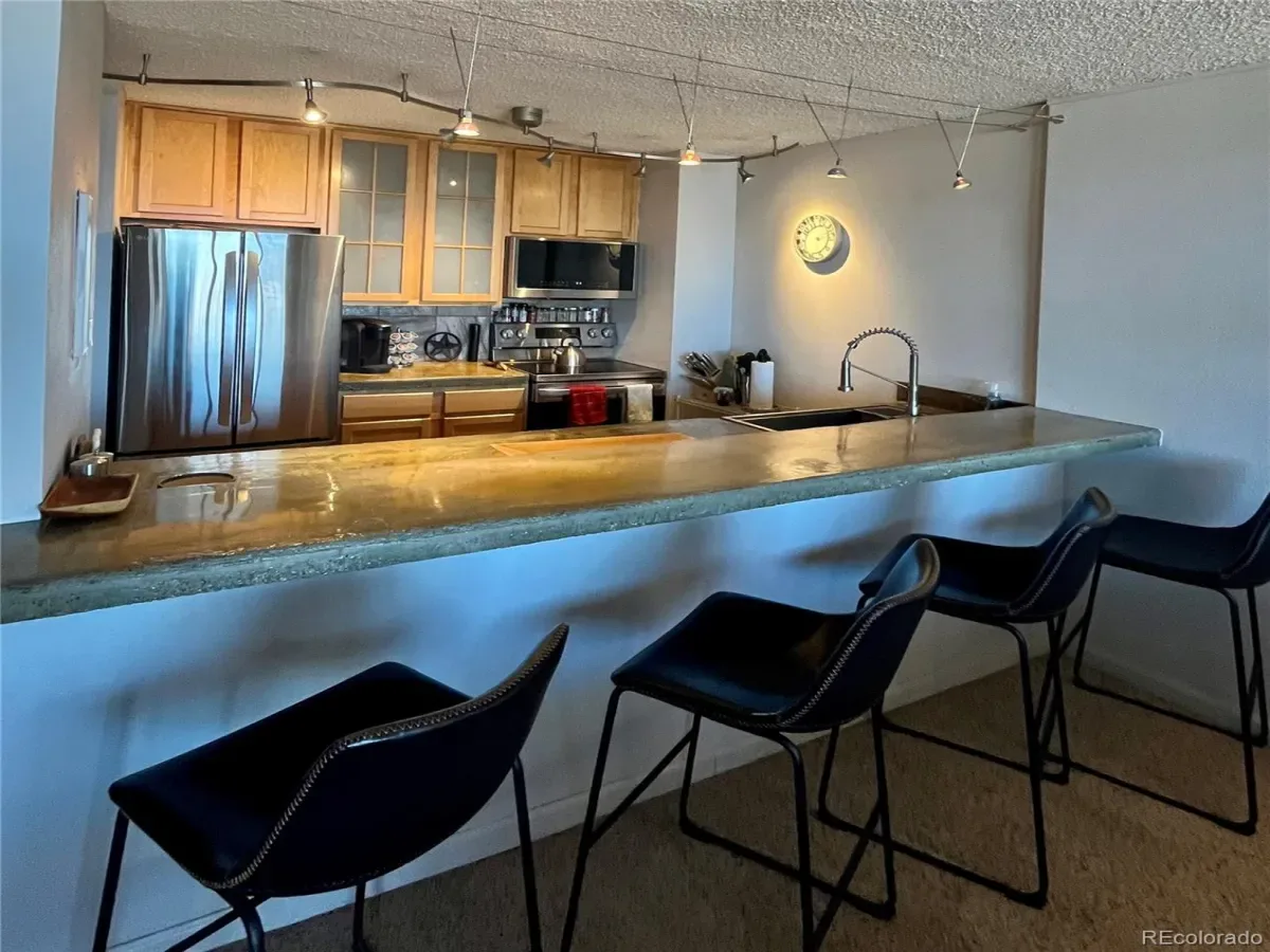 1020 15th Street #33A Denver CO 80202 MLS #REC3234700 03182026005211 1200 6