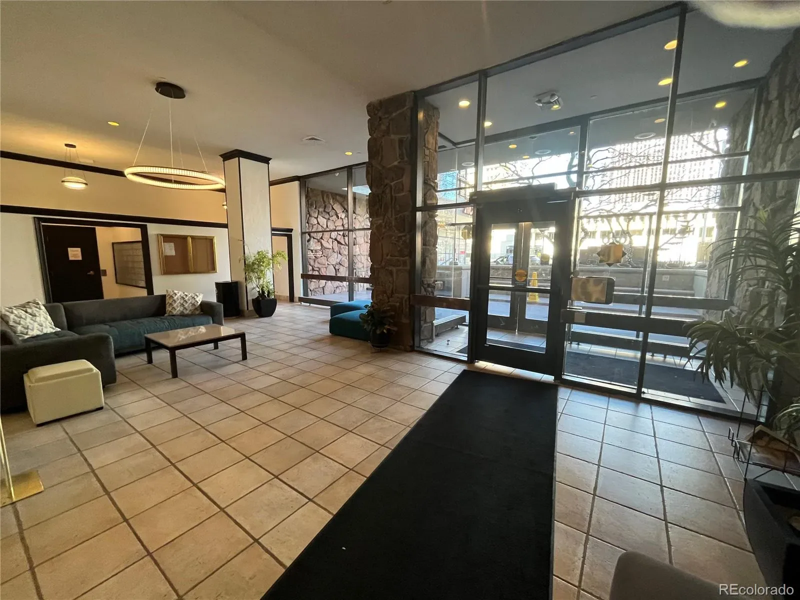 1020 15th Street #33A Denver CO 80202 MLS #REC3234700 03182026005211 1600 27