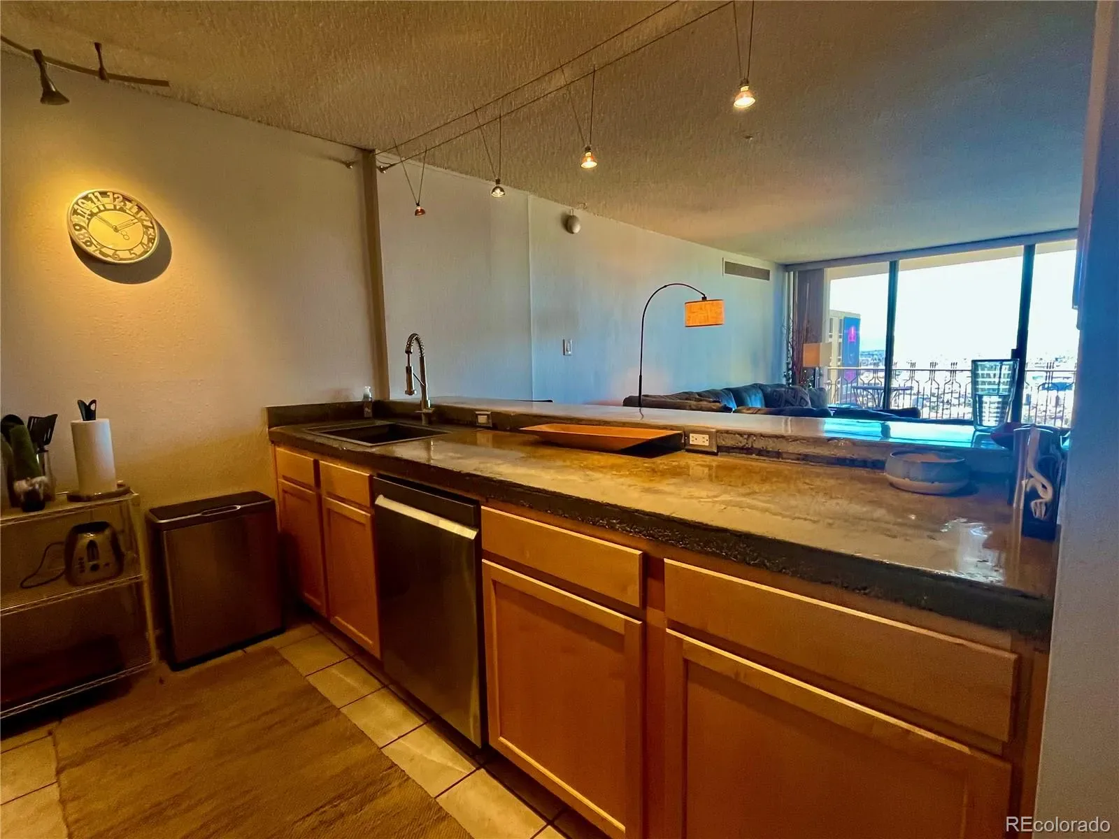 1020 15th Street #33A Denver CO 80202 MLS #REC3234700 03182026005211 1600 7