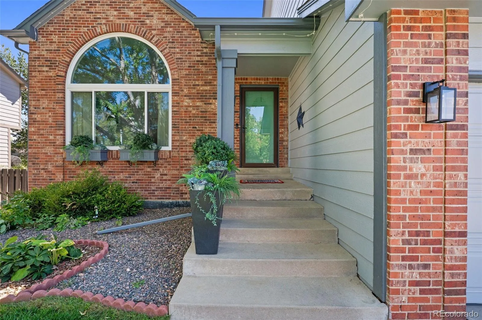 17572 E Wesley Place Aurora CO 80013 | MLS #REC3235738 09282026053811 1600 1