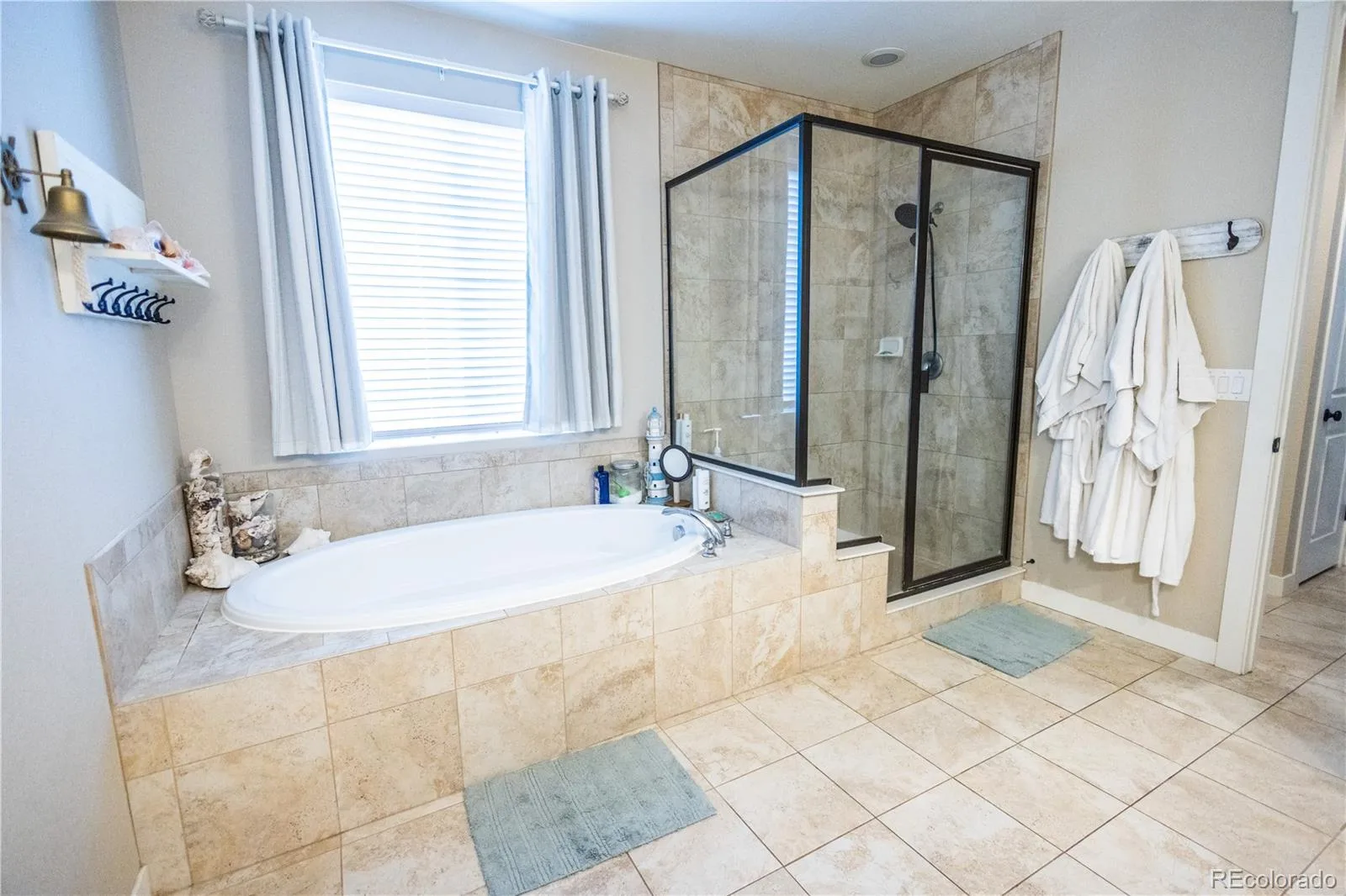 15753 Elizabeth W Circle Thornton CO 80602 | MLS #REC3236324 07152026072543 1600 14