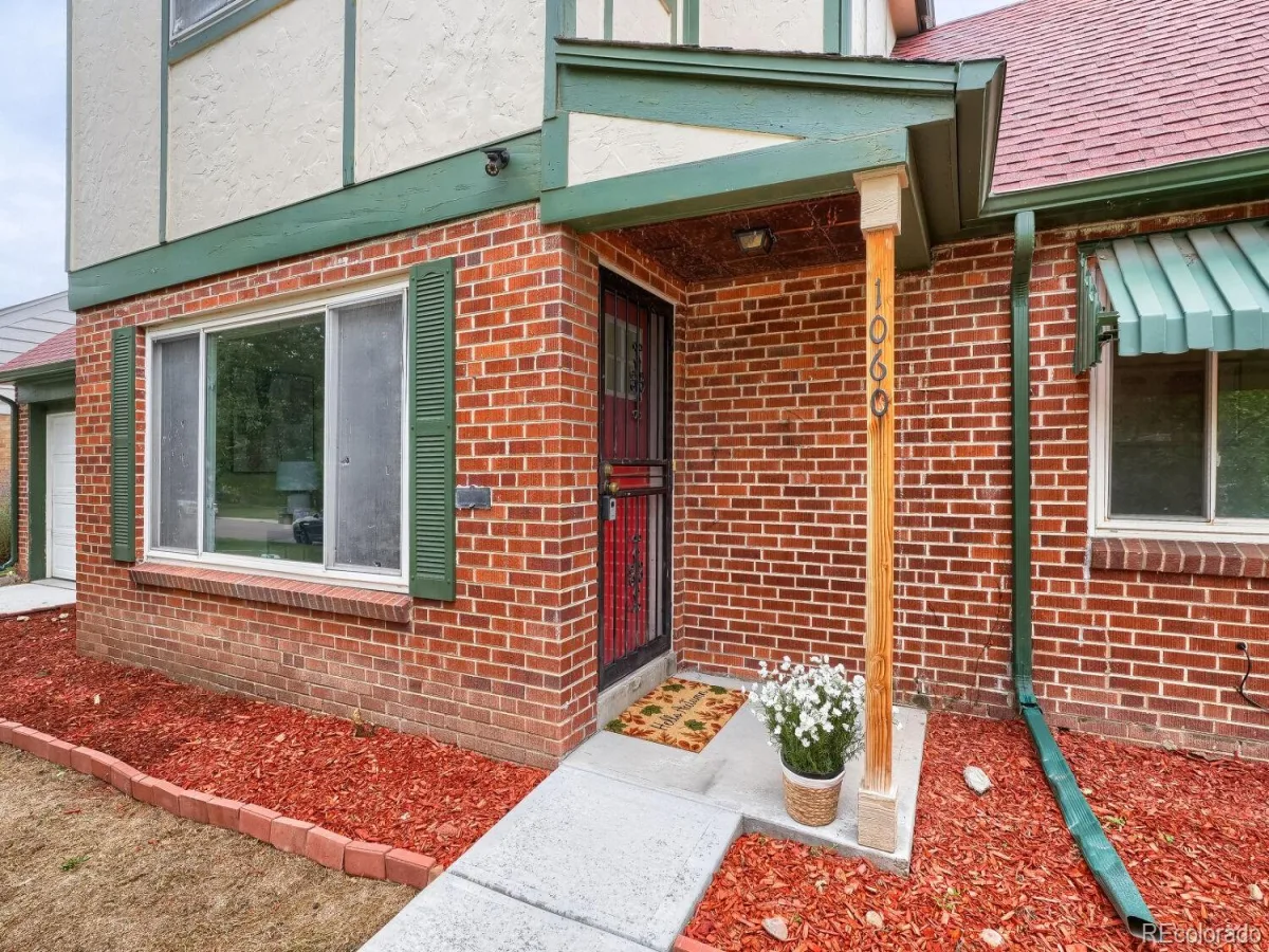 1060 Leyden Street Denver CO 80220 | MLS #REC3241495 10092026034605 1200 5