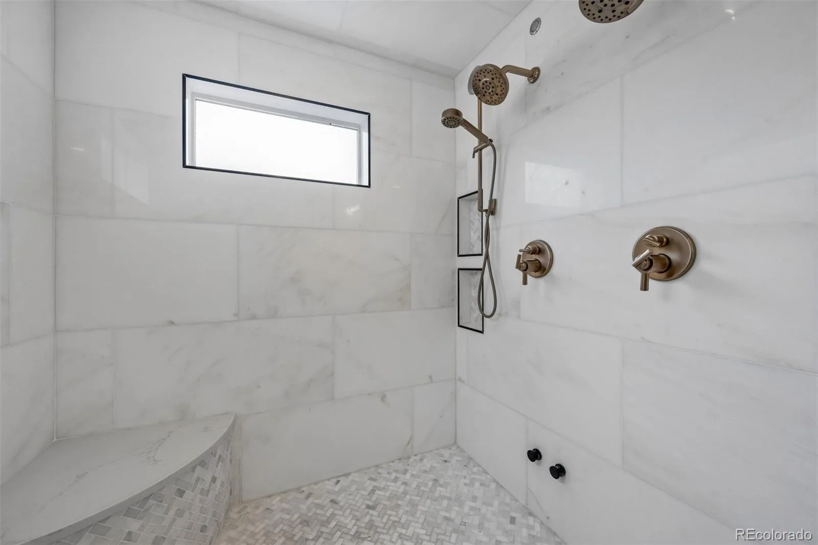 2227 N Clarkson Street Denver CO 80205 | MLS #REC3241751 08062026174942 1600 22