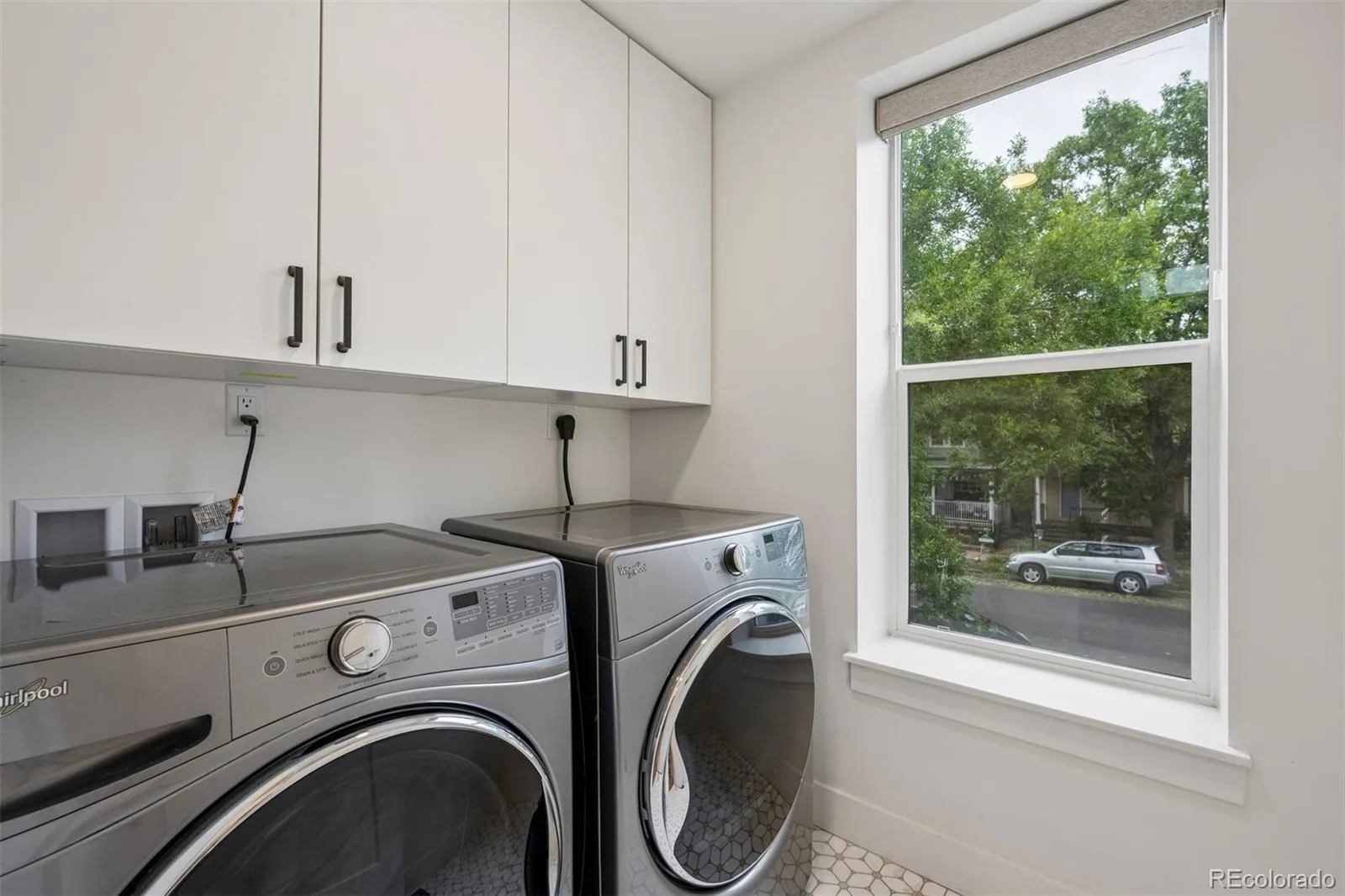 2227 N Clarkson Street Denver CO 80205 | MLS #REC3241751 08062026174942 1600 28
