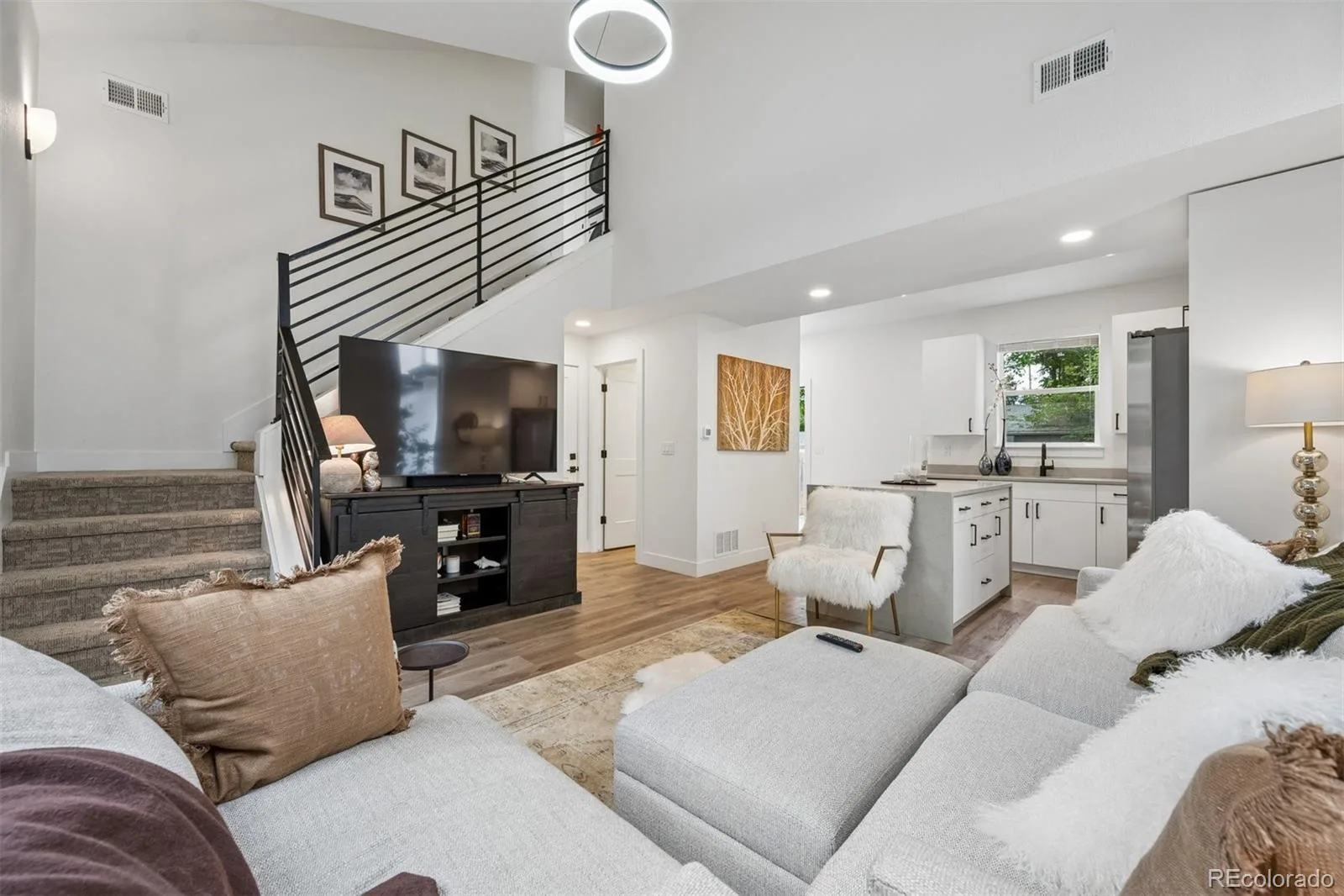 2227 N Clarkson Street Denver CO 80205 | MLS #REC3241751 08062026174942 1600 43