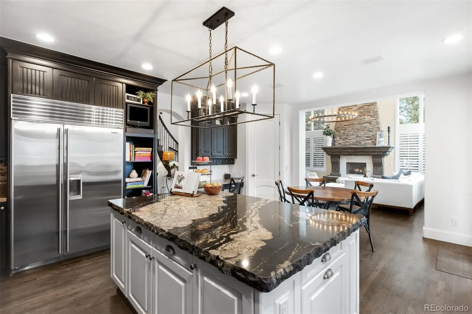 03202026201618 1600 16