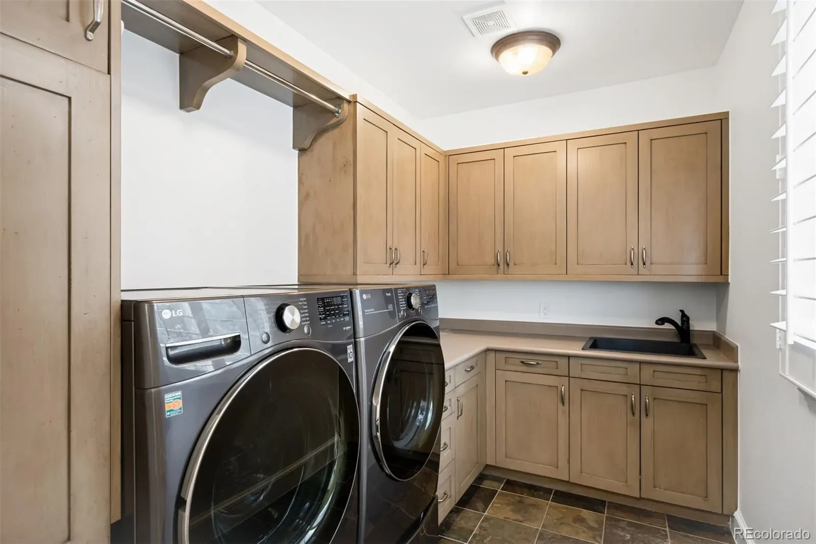 03202026201618 1600 18