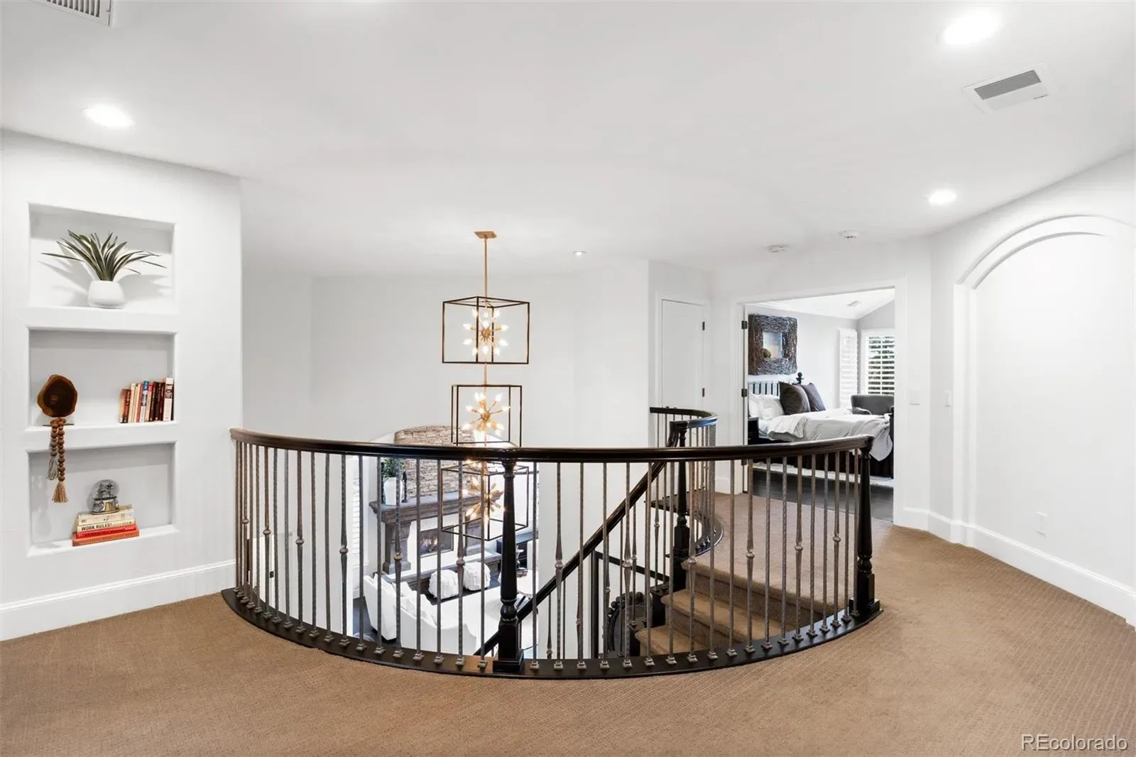 03202026201618 1600 32