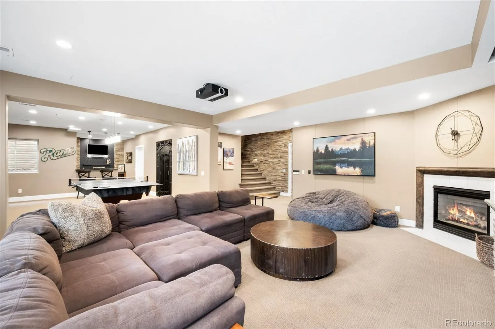 03202026201618 1600 40