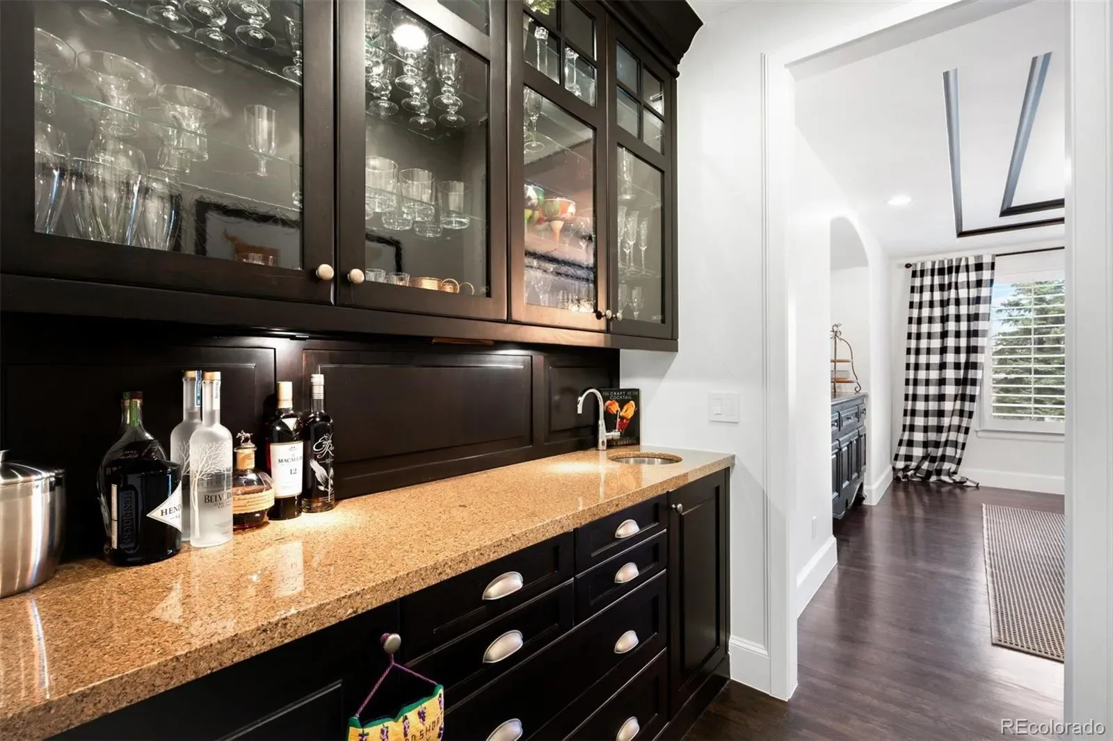 03202026201618 1600 6