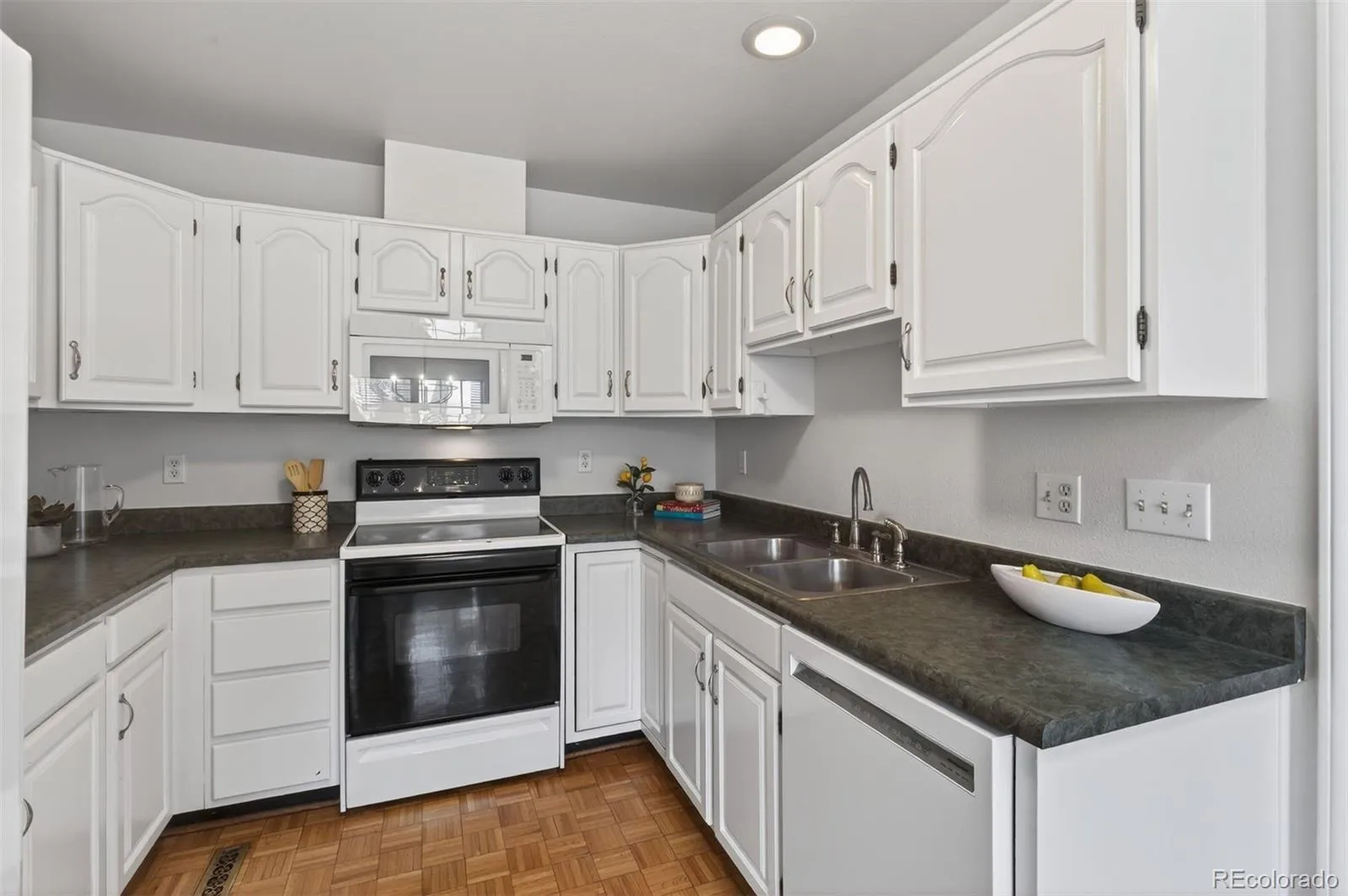 04062026170249 1600 8