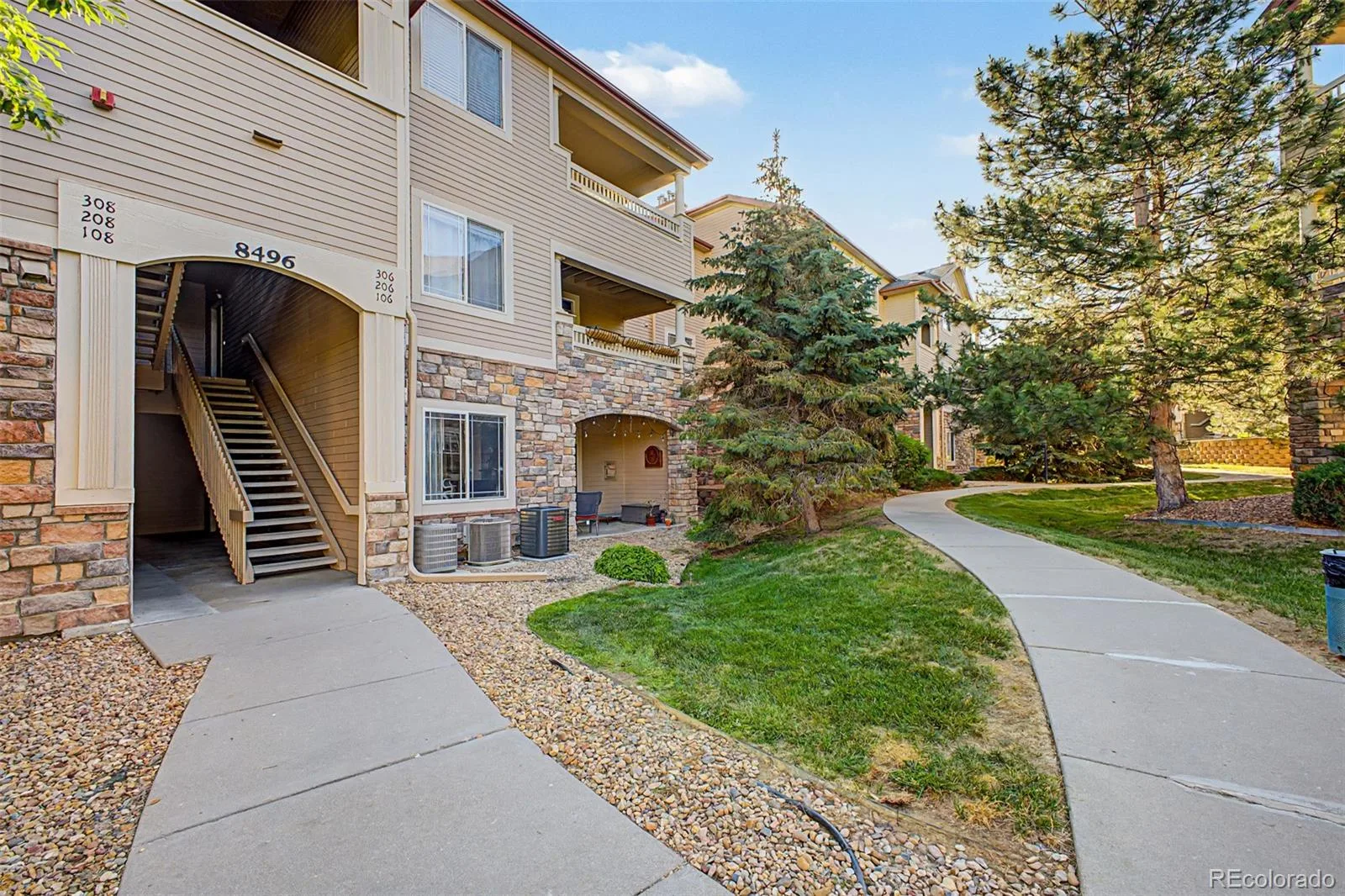 8496 S Hoyt Way #206 Littleton CO 80128 | MLS #REC3245182 08102026163758 1600 18