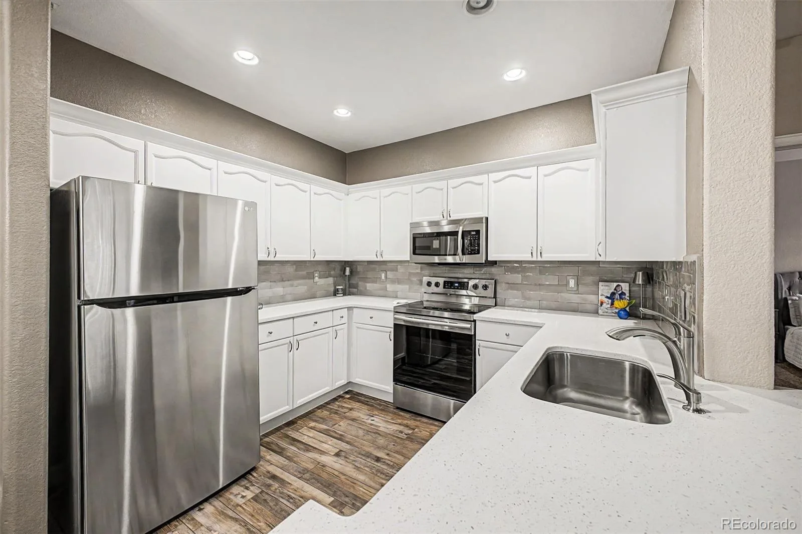 8496 S Hoyt Way #206 Littleton CO 80128 | MLS #REC3245182 08102026163758 1600 4