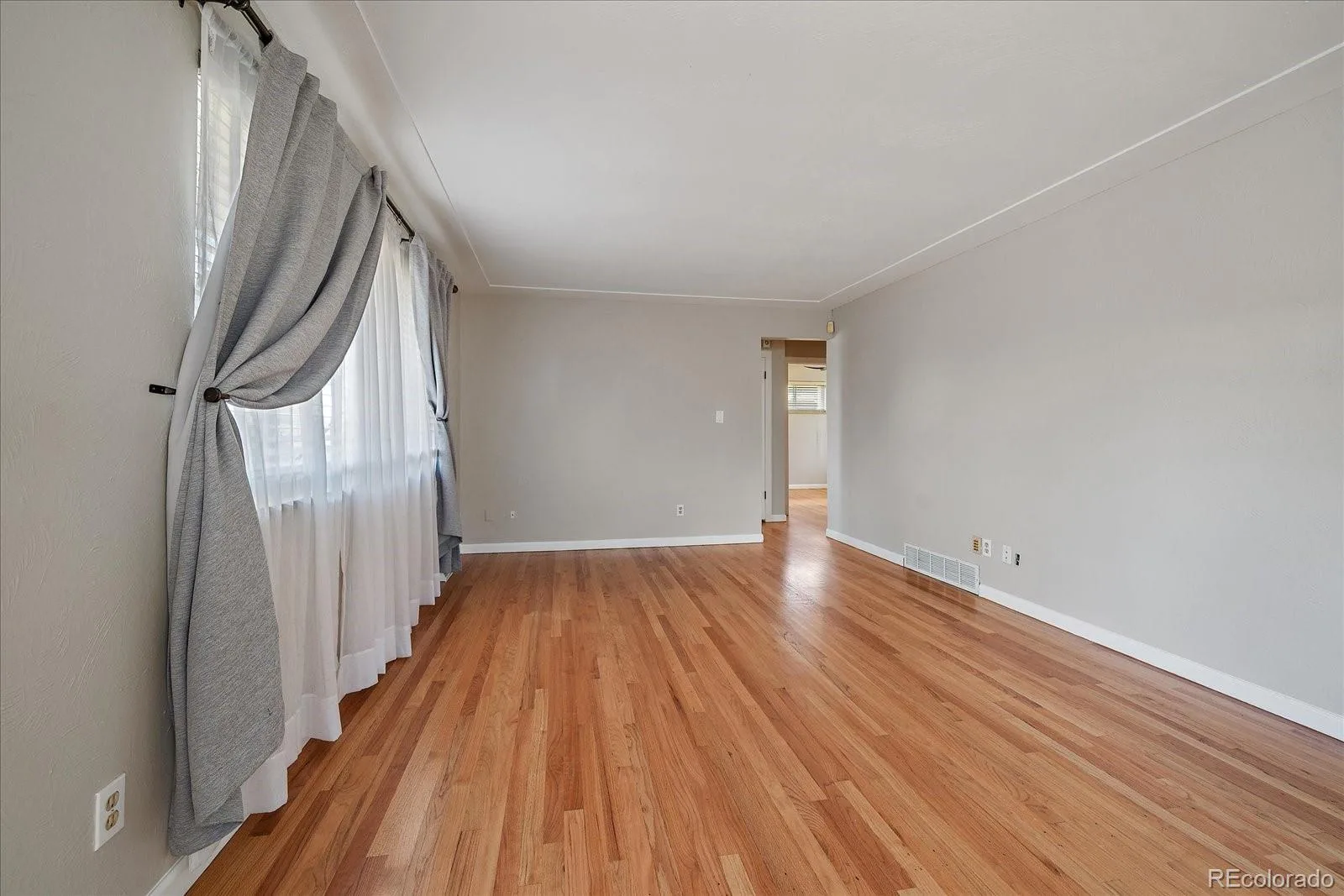 8282 Navajo Street Denver CO 80221 | MLS #REC3248313 08262026004503 1600 7