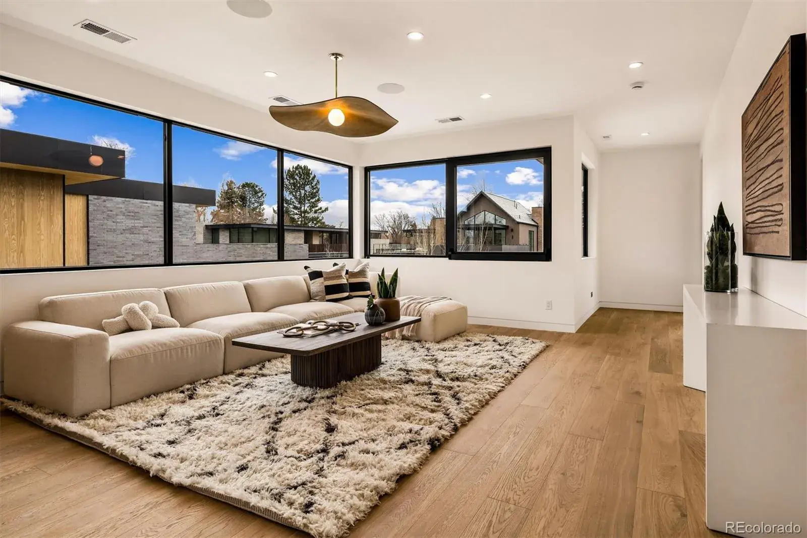 2620 E Cedar Avenue Denver CO 80209 MLS #REC3248673 02272026225741 1600 24