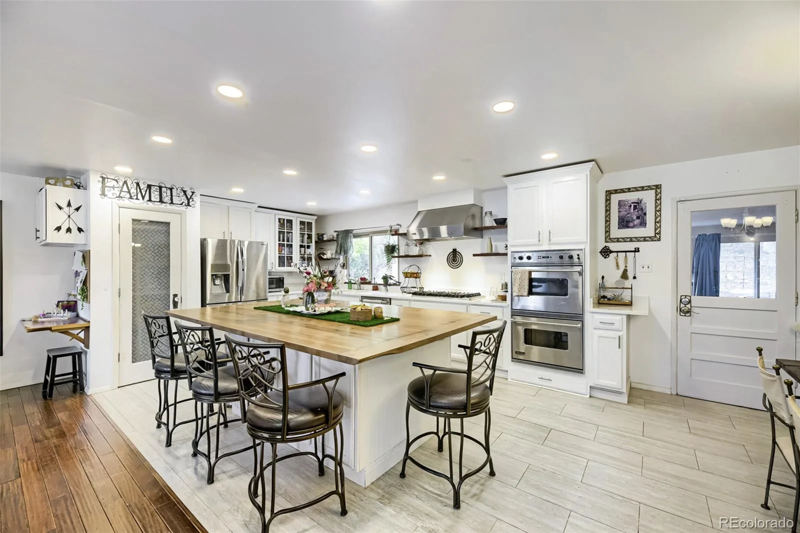 1175 S Welch Circle Denver CO 80228 | MLS #REC3248882 09302026001443 1600 1