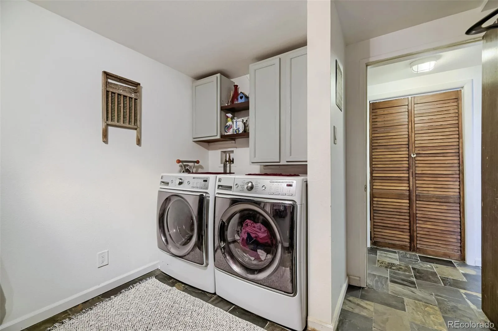 1175 S Welch Circle Denver CO 80228 | MLS #REC3248882 09302026001443 1600 22