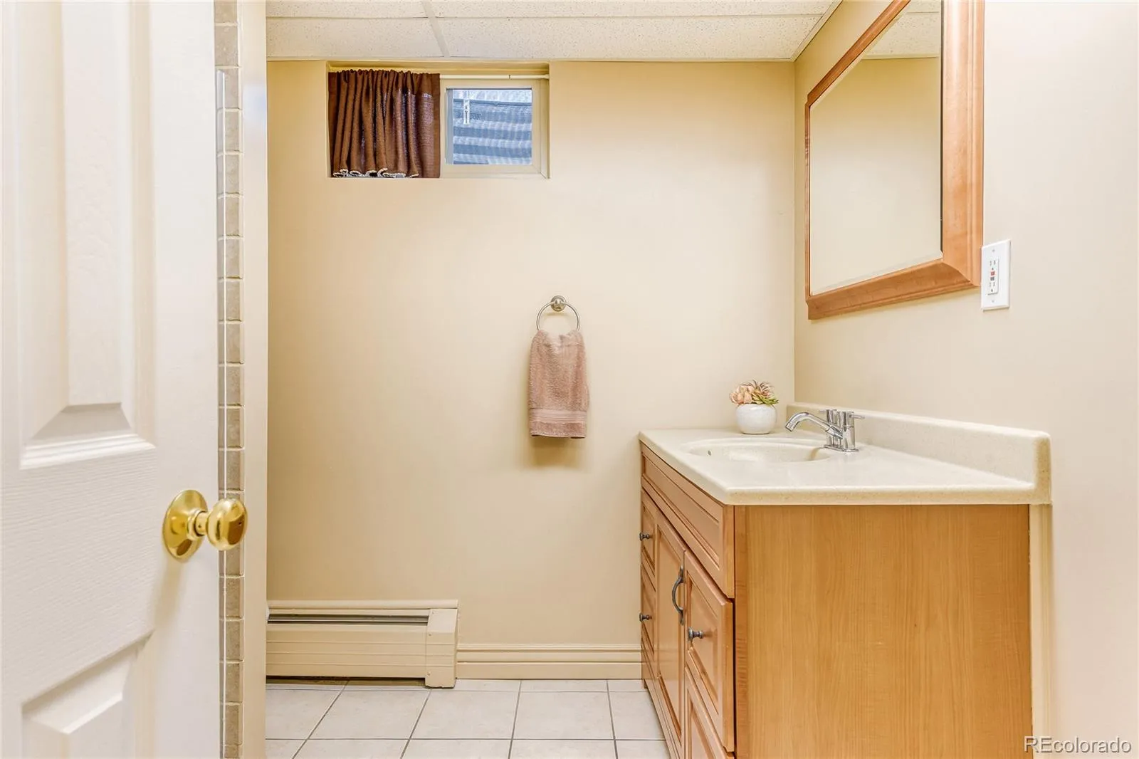 04102026195256 1600 21