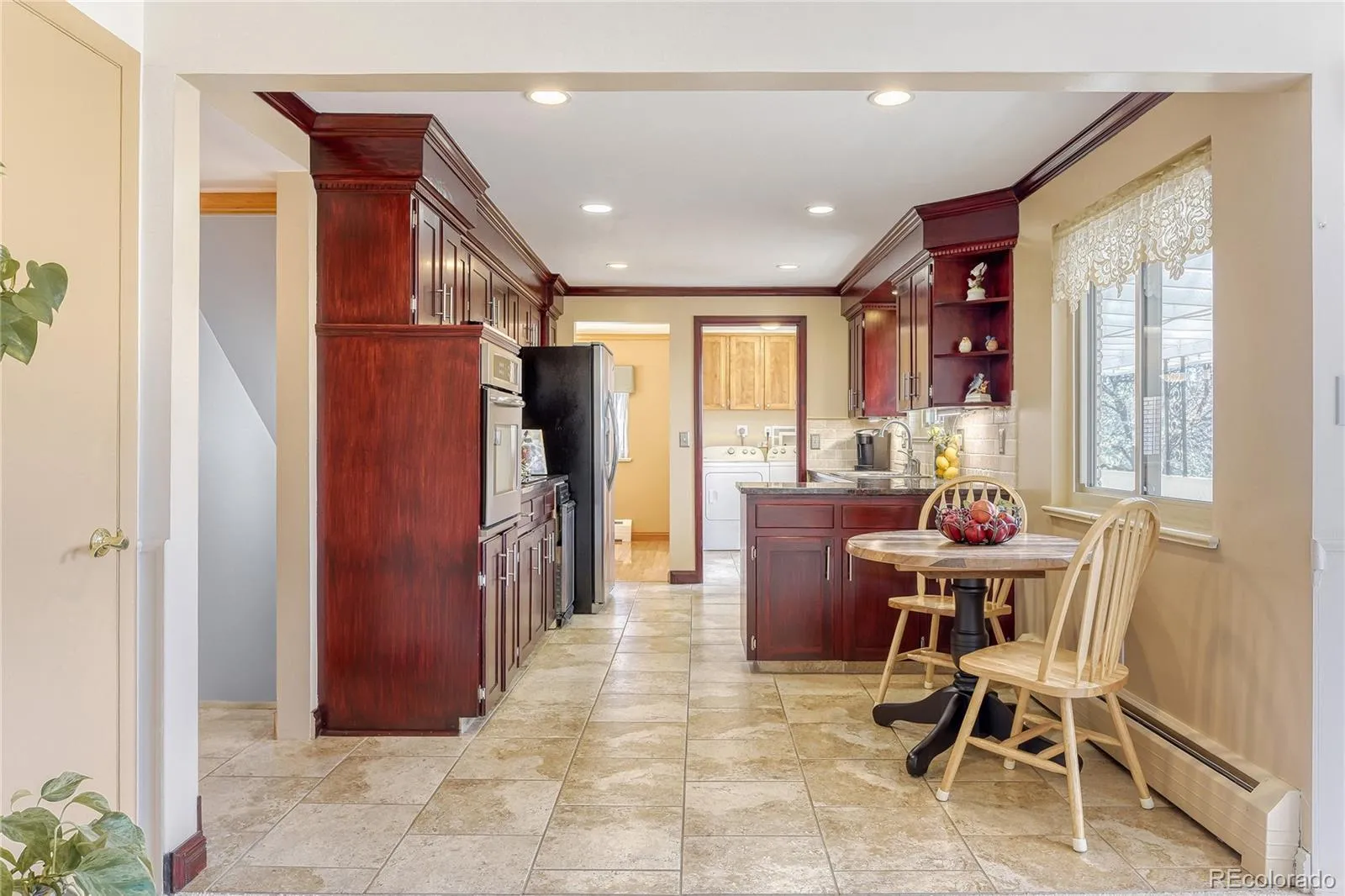 04102026195256 1600 5