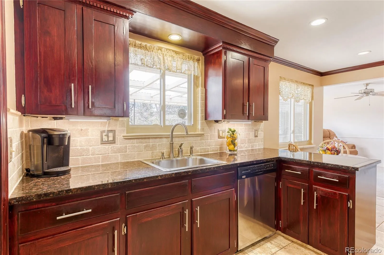 04102026195256 1600 6