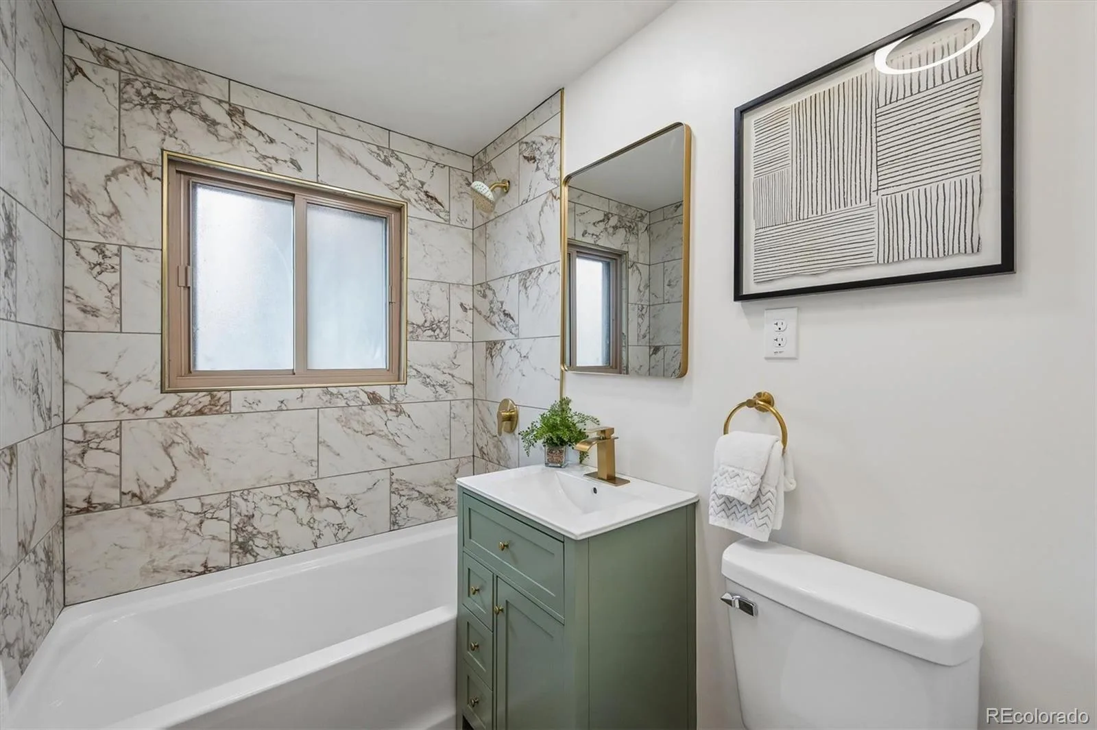 3210 Ursula Street Aurora CO 80011 | MLS #REC3251494 10032026145541 1600 13