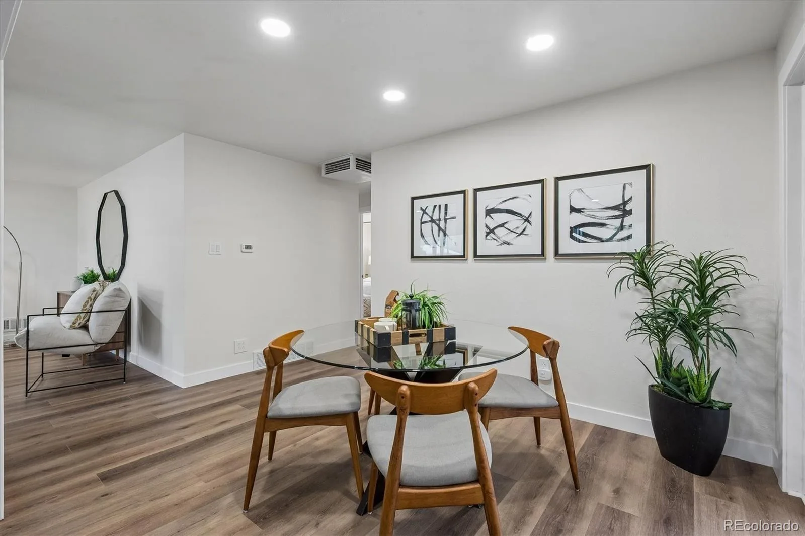 3210 Ursula Street Aurora CO 80011 | MLS #REC3251494 10032026145541 1600 6