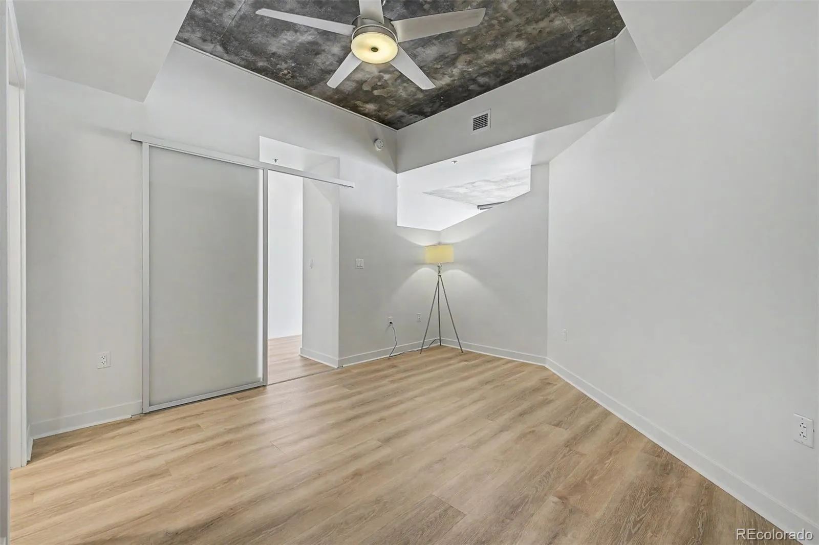 891 14th Street #1415 Denver CO 80202 MLS #REC3253075 04242026203850 1600 17
