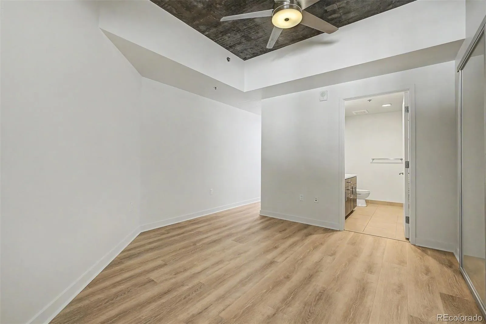891 14th Street #1415 Denver CO 80202 MLS #REC3253075 04242026203850 1600 20