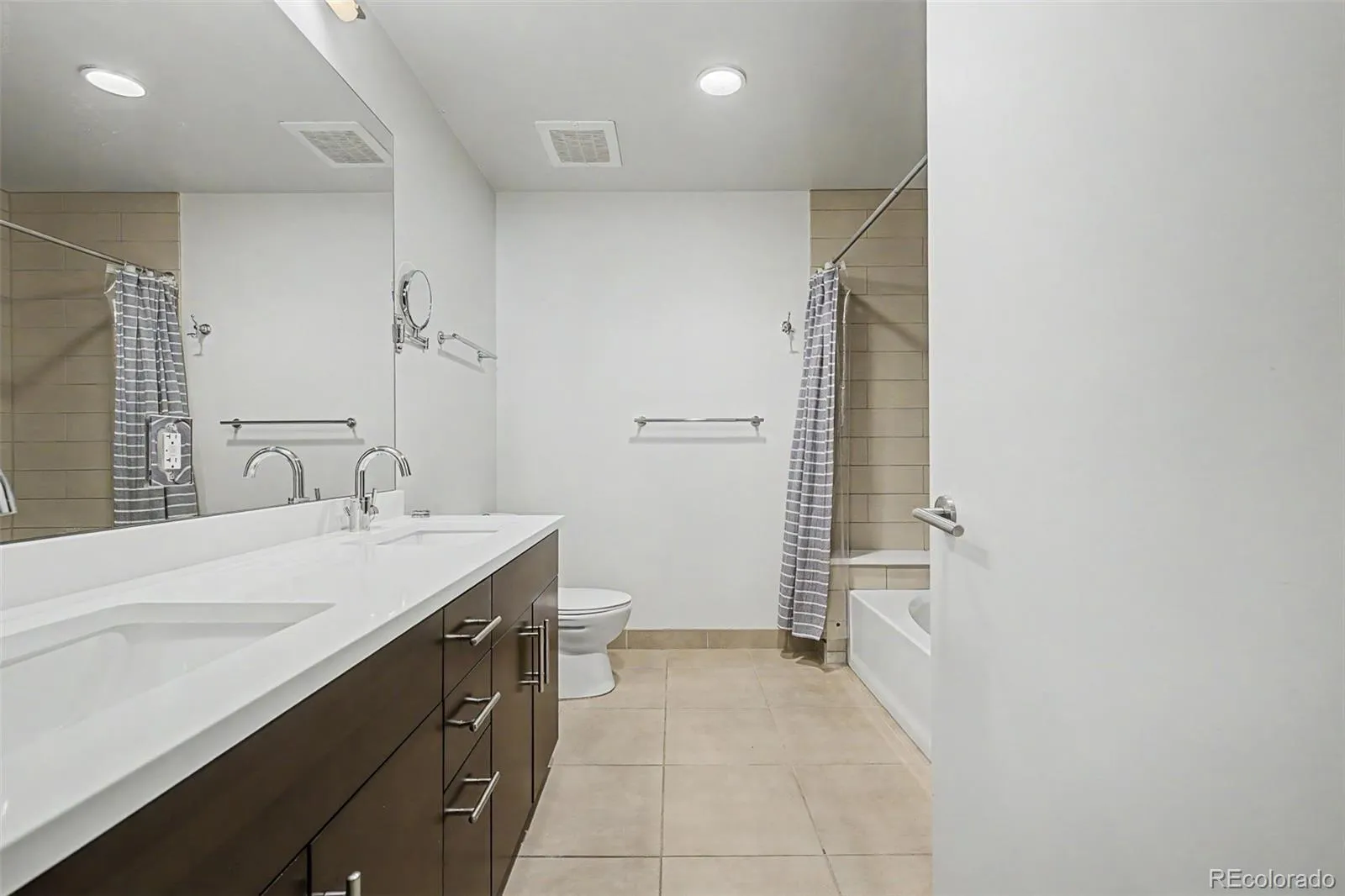 891 14th Street #1415 Denver CO 80202 MLS #REC3253075 04242026203850 1600 22