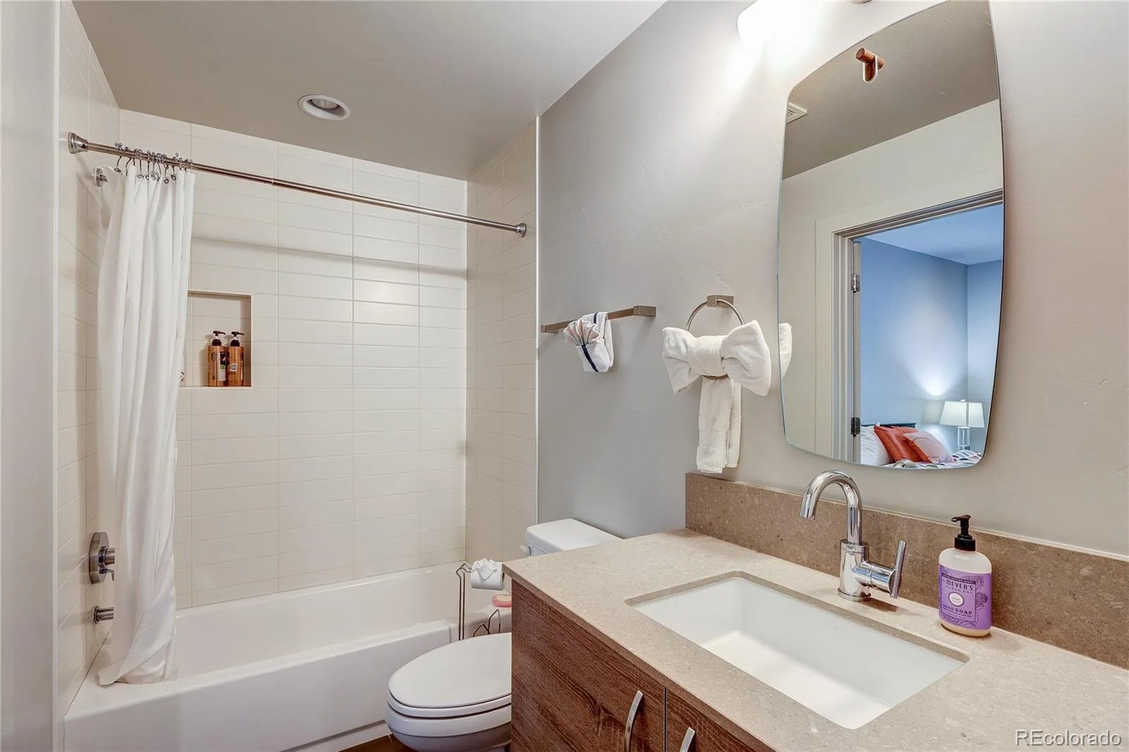 1141 S Cook Street Denver CO 80210 MLS #REC3253076 06172026022150 1600 33