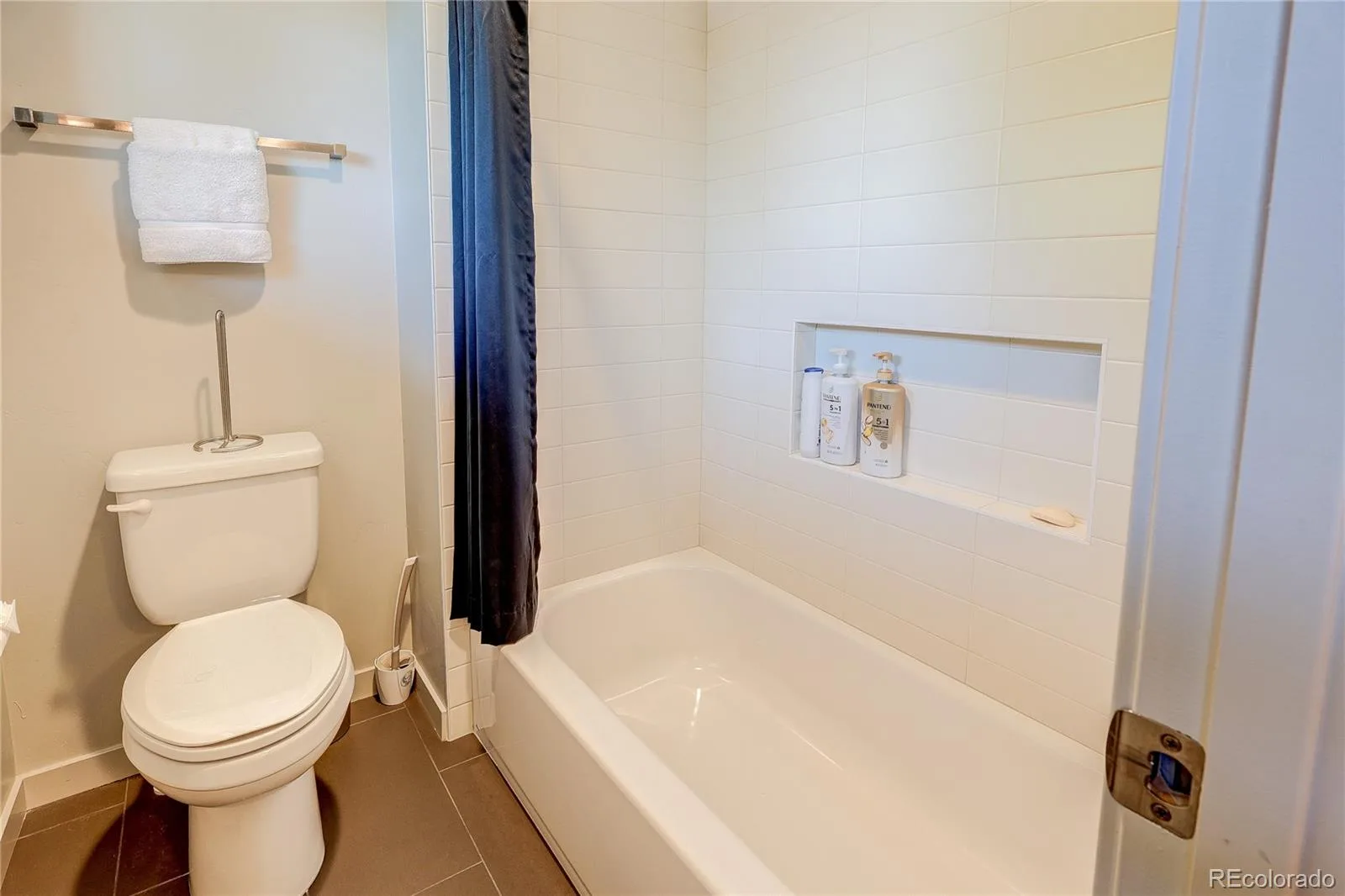 1141 S Cook Street Denver CO 80210 MLS #REC3253076 06172026022150 1600 34