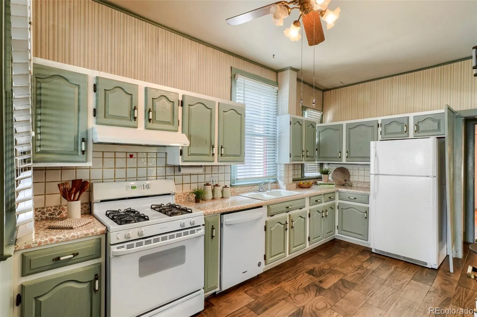 04092026215153 1600 7