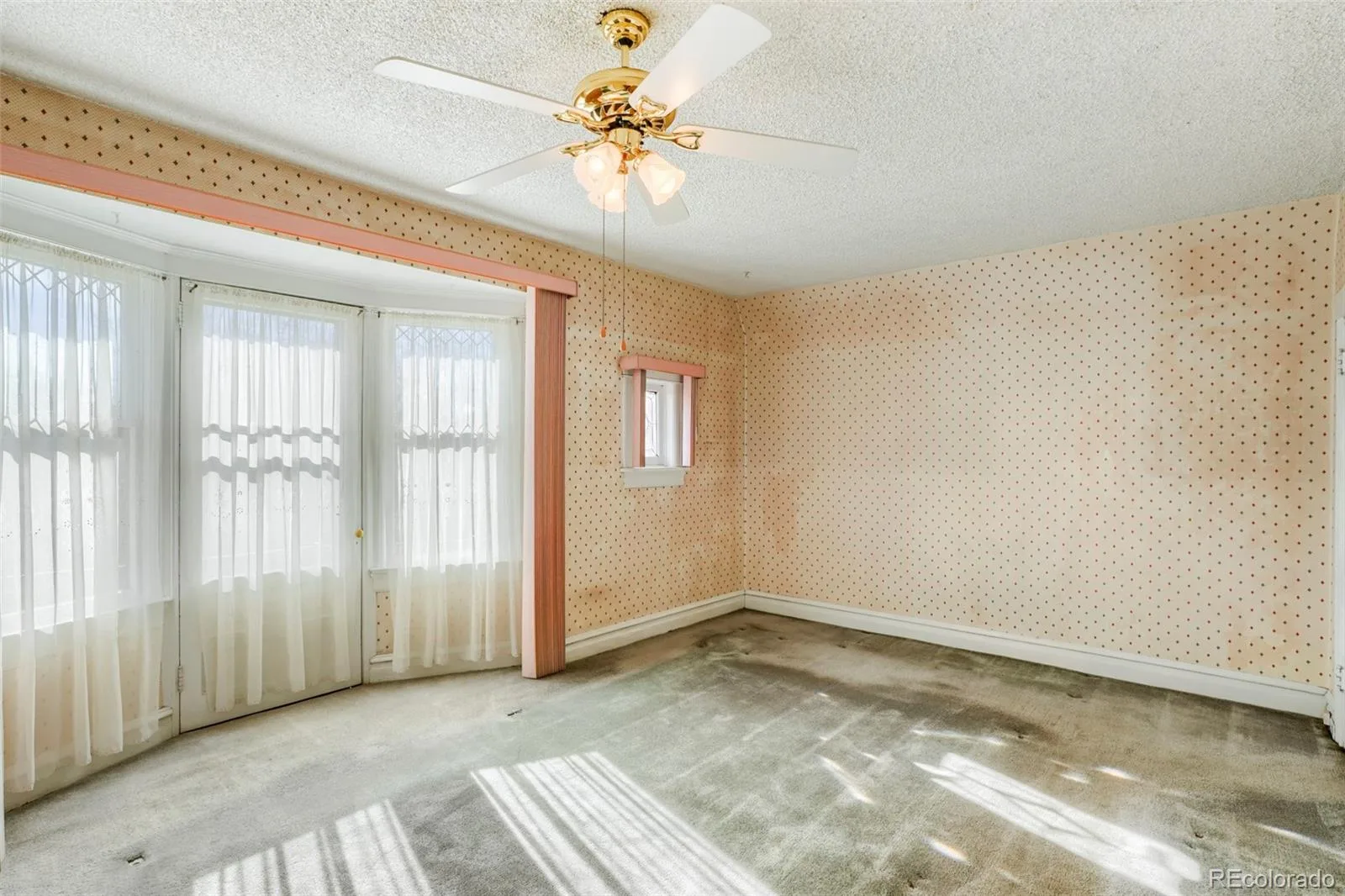 943 S Pennsylvania Street Denver CO 80209 MLS #REC3253916 06092026005609 1600 12