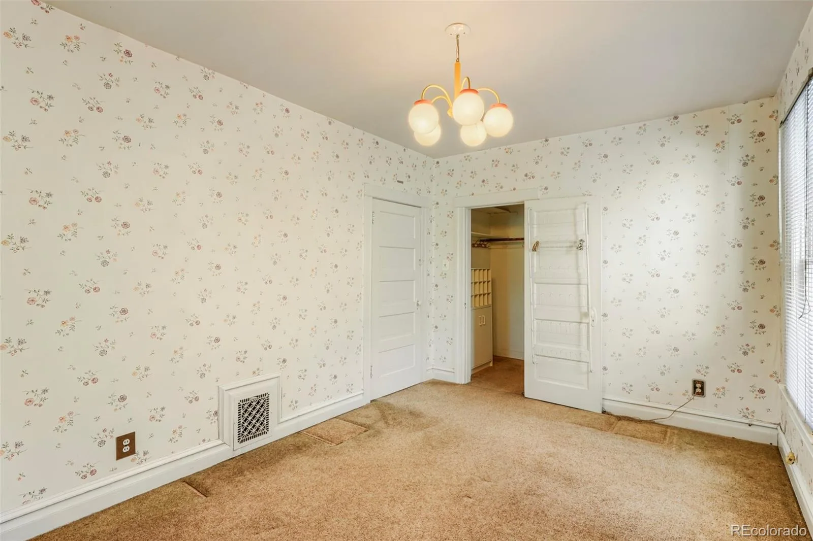 943 S Pennsylvania Street Denver CO 80209 MLS #REC3253916 06092026005609 1600 19