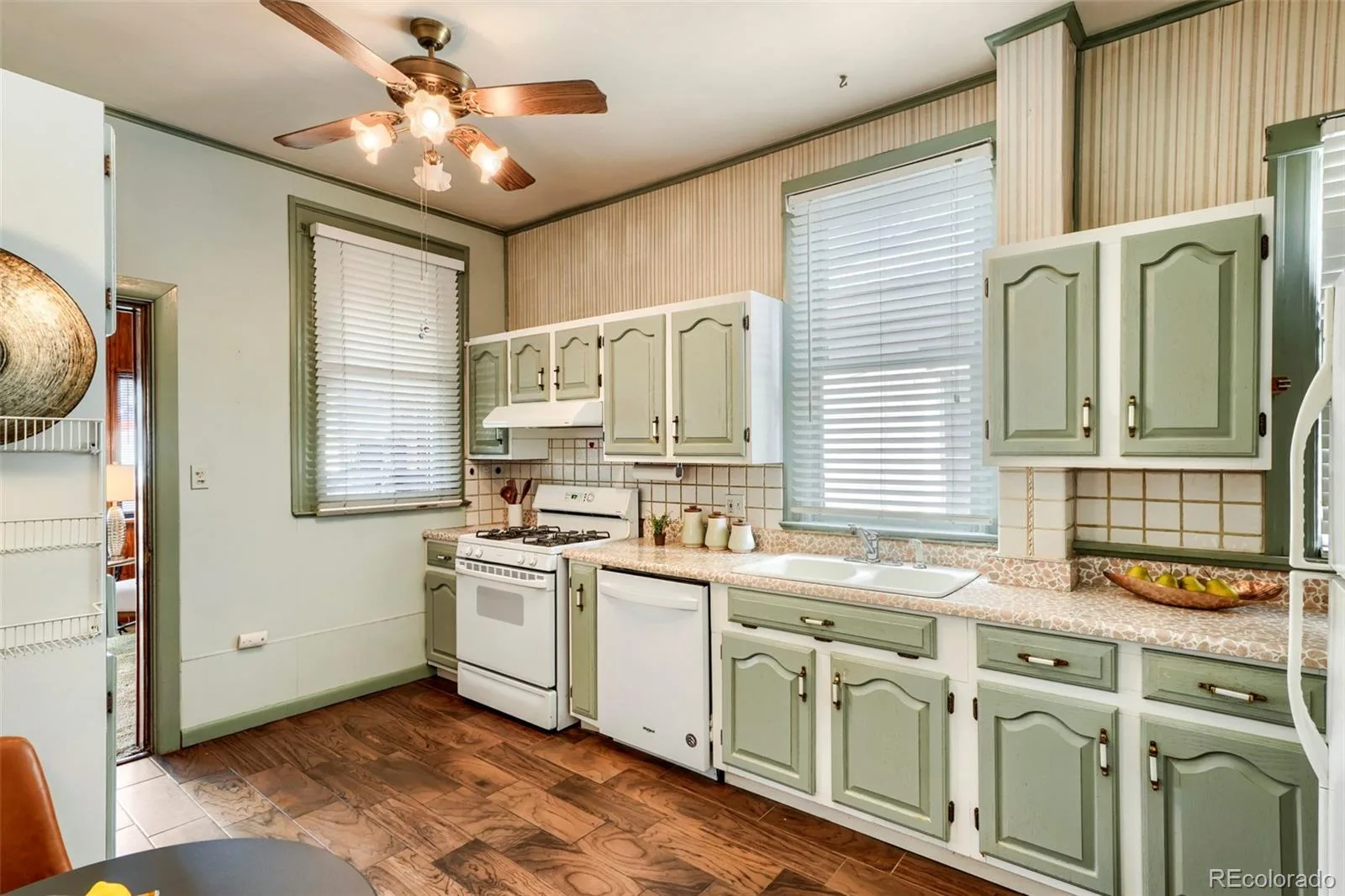 943 S Pennsylvania Street Denver CO 80209 MLS #REC3253916 06092026005609 1600 9