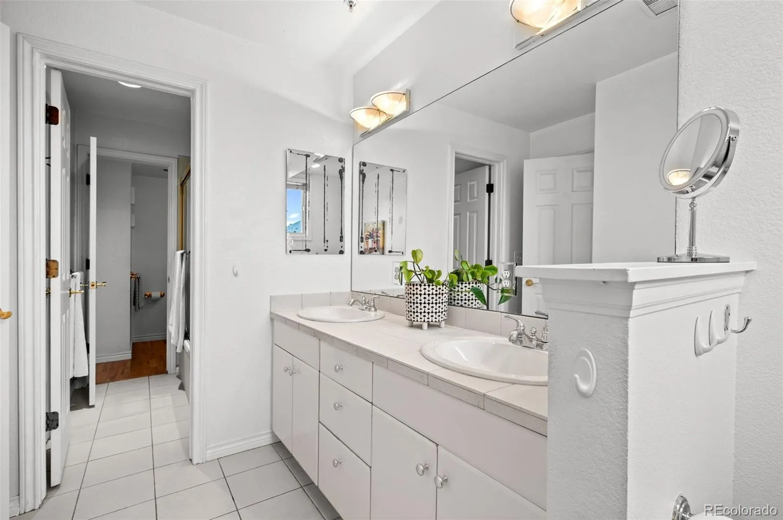 04092026152543 1600 27