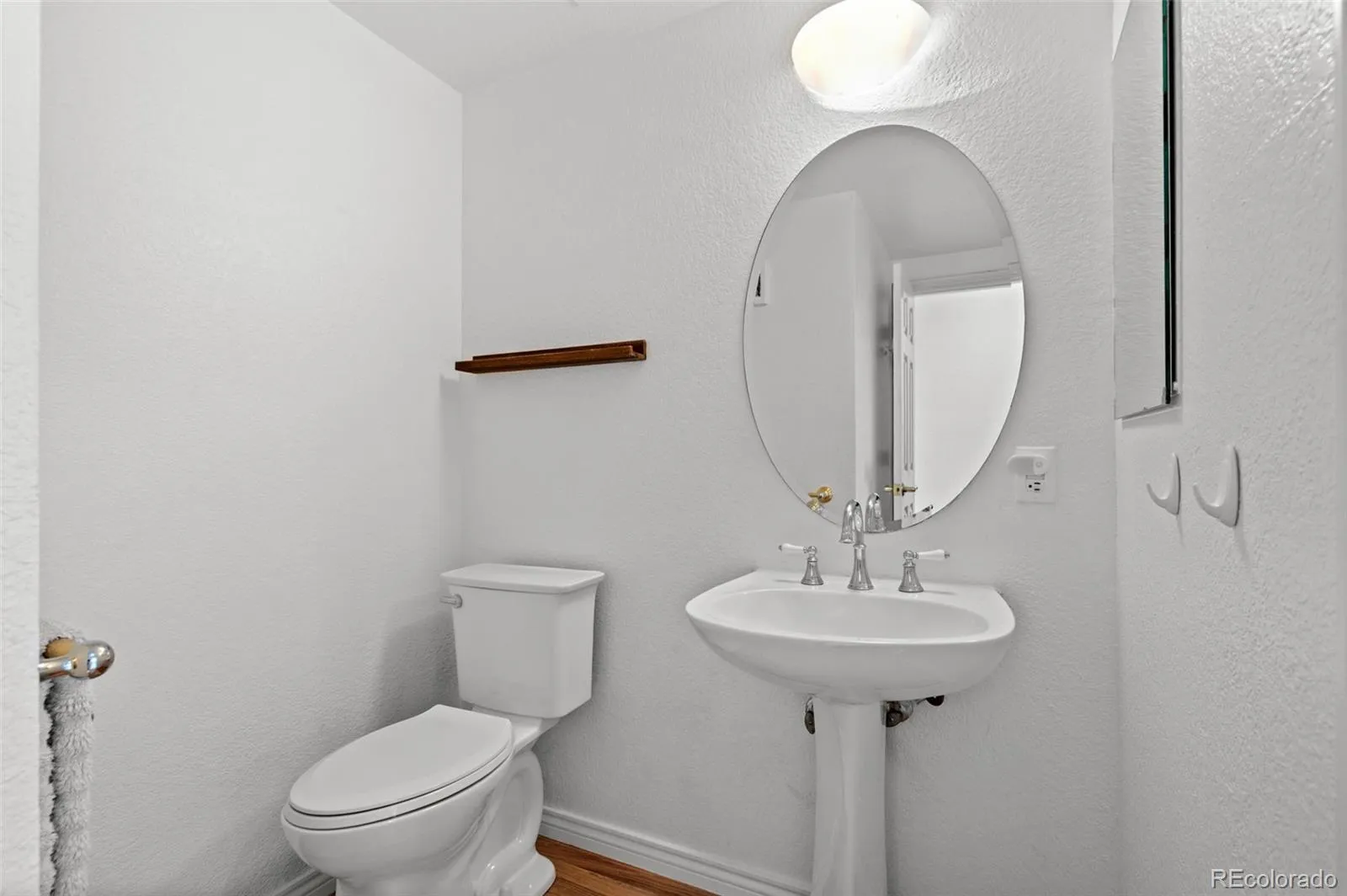 04092026152543 1600 30