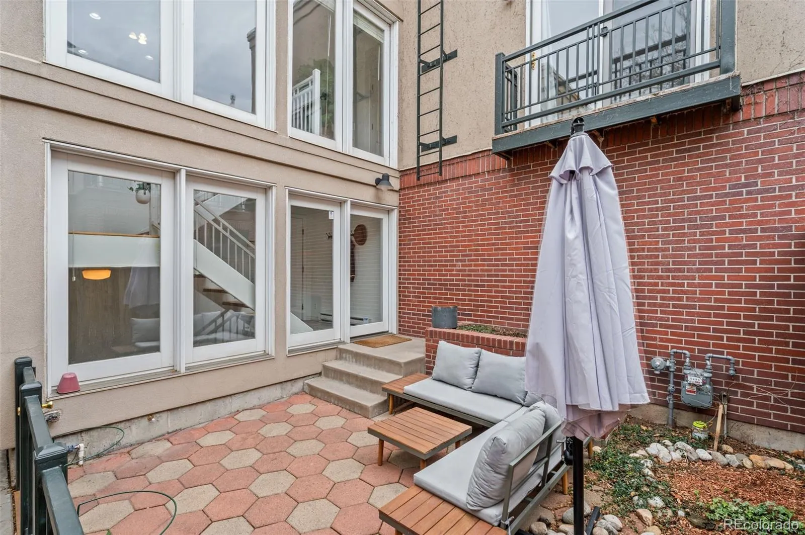 04092026152543 1600 35