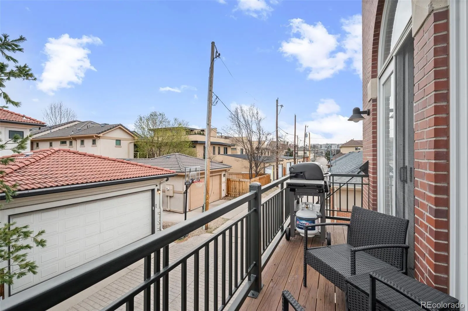 04092026152543 1600 37