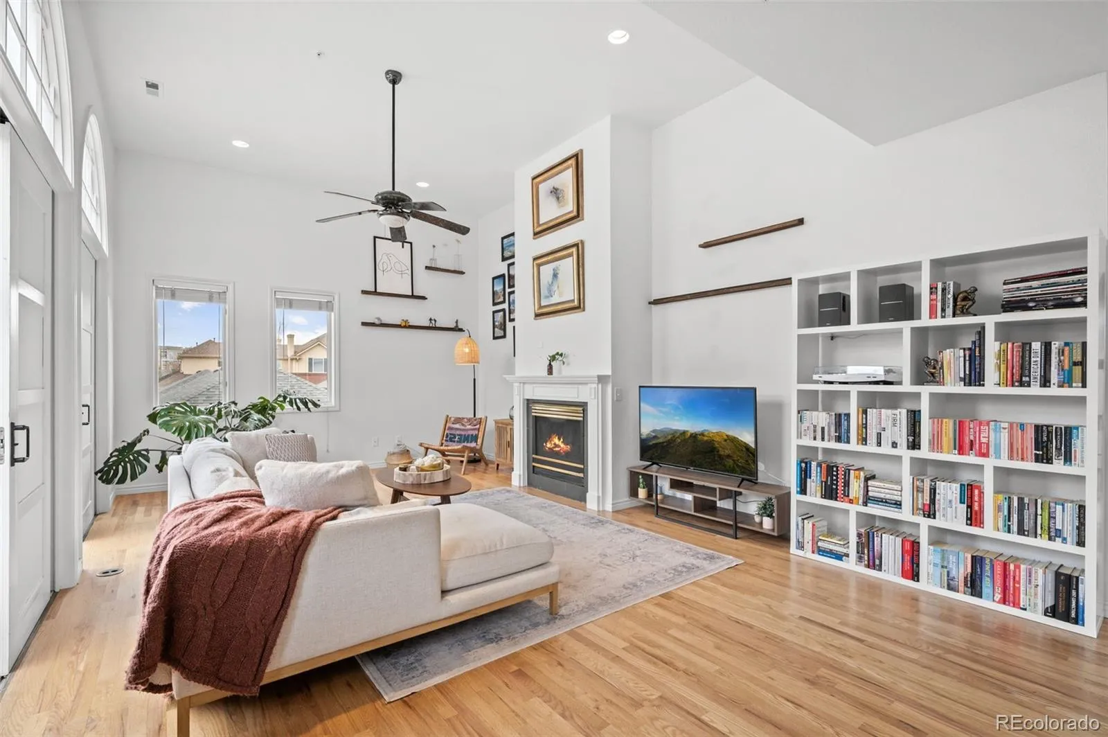 04092026152543 1600 9