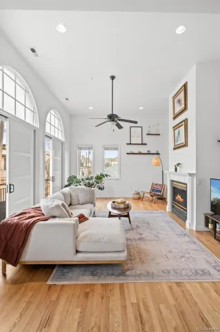 04092026152543 640 6