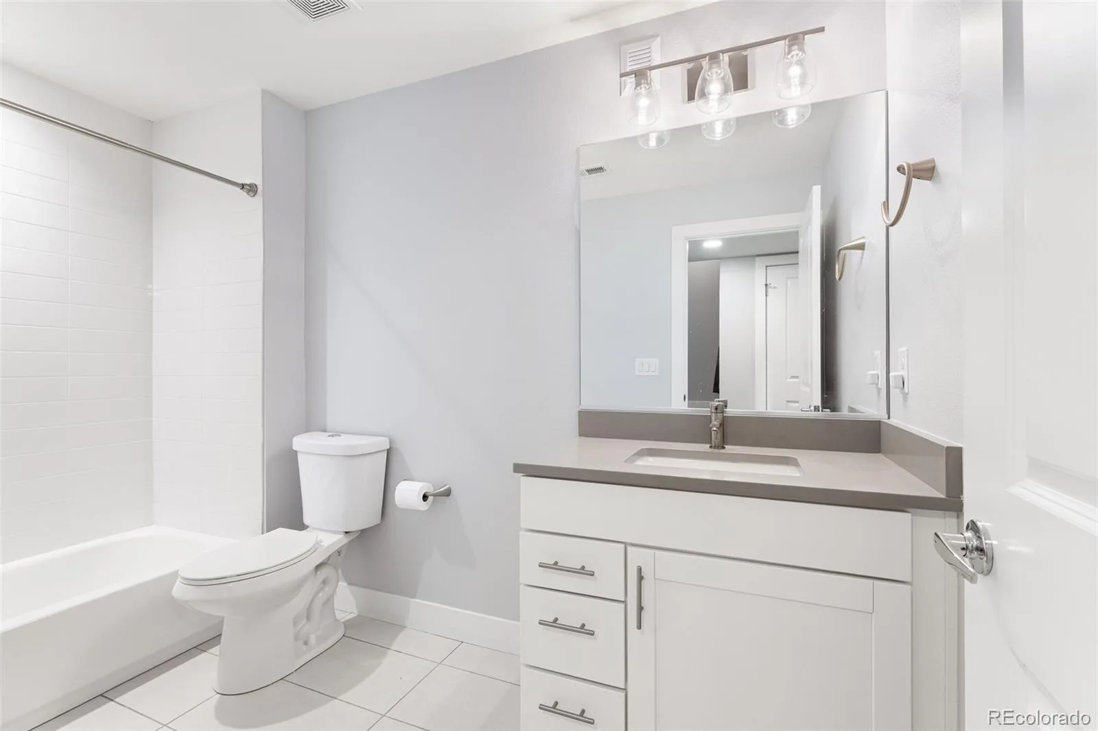 4400 E Bails Place Denver CO 80222 | MLS #REC3254820 08062026160019 1600 26