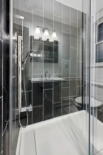 474 N High Denver CO 80218 | MLS #REC3255616 08152026164219 800 23
