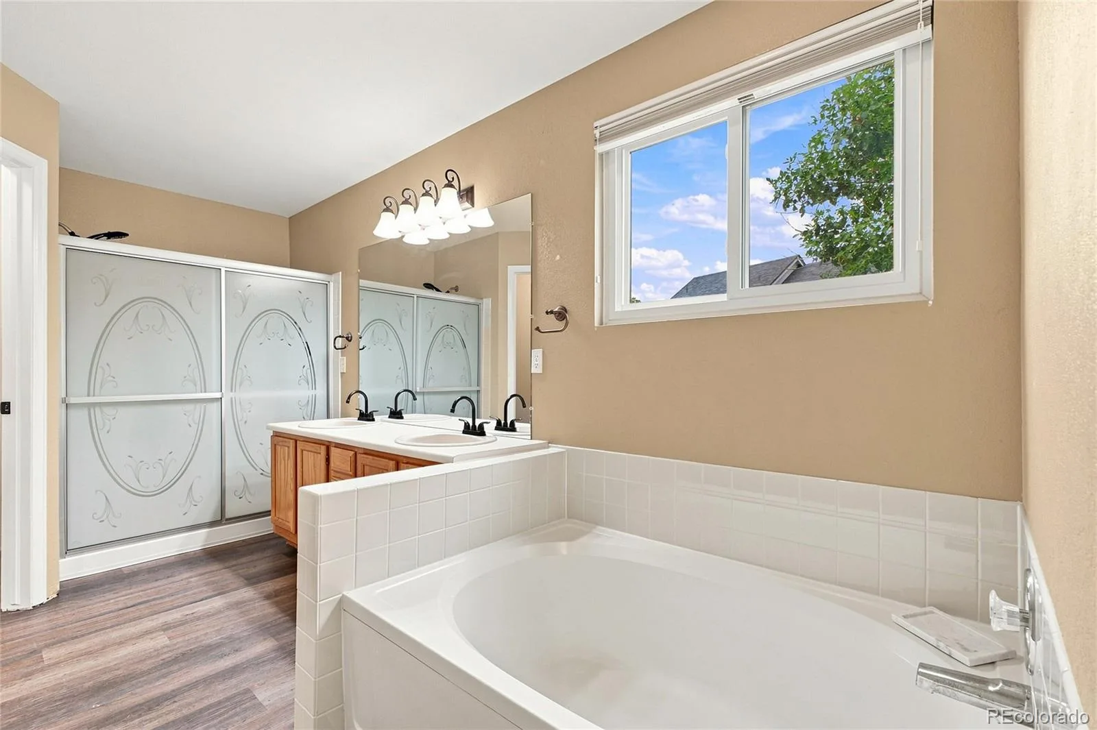5140 E Hanover Place Castle Rock CO 80104 | MLS #REC3256357 08042026134309 1600 24