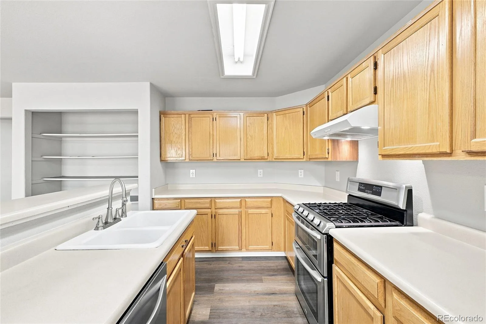 5140 E Hanover Place Castle Rock CO 80104 | MLS #REC3256357 08042026134309 1600 34