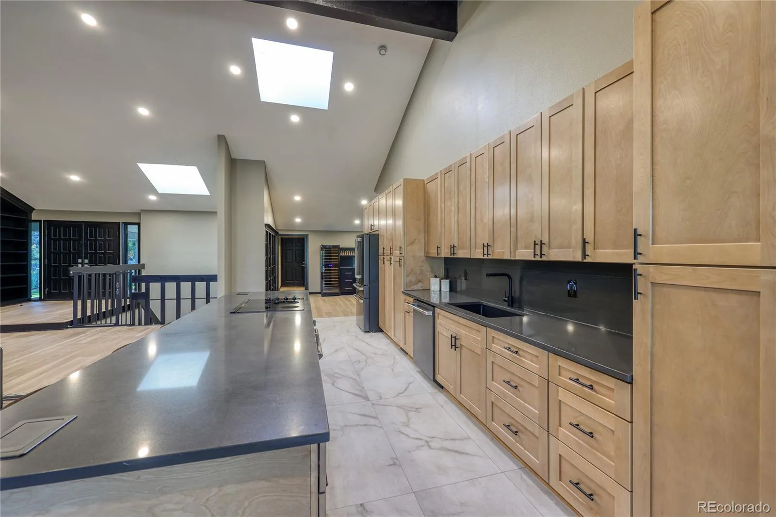 27 Beacon Hill Lane Greenwood Village CO 80111 | MLS #REC3257089 08272026220429 1600 13