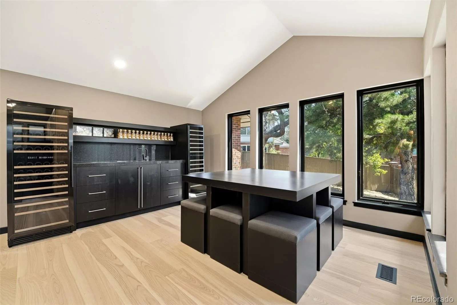 27 Beacon Hill Lane Greenwood Village CO 80111 | MLS #REC3257089 08272026220429 1600 15