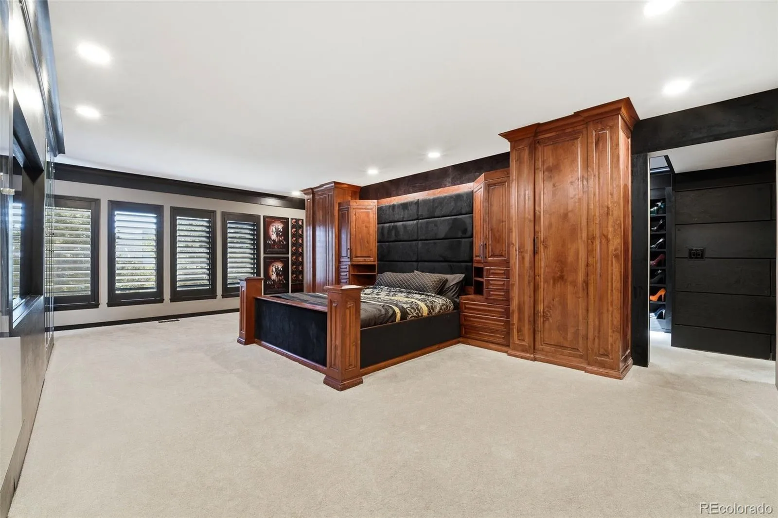 27 Beacon Hill Lane Greenwood Village CO 80111 | MLS #REC3257089 08272026220429 1600 19